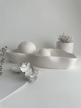 Load image into Gallery viewer, Amélié Wave Dish/Bowl