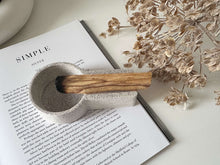 Load image into Gallery viewer, Pura Palo Santo Dish/Holder