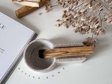 Load image into Gallery viewer, Pura Palo Santo Dish/Holder