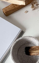 Load image into Gallery viewer, Pura Palo Santo Dish/Holder