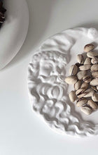 Load image into Gallery viewer, Santa Claus Ceramic Christmas Plate/Tray