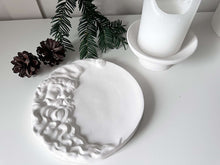 Load image into Gallery viewer, Santa Claus Ceramic Christmas Plate/Tray