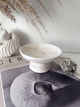 Load image into Gallery viewer, Pièrre Ceramic Pedestal Dish