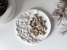 Load image into Gallery viewer, Santa Claus Ceramic Christmas Plate/Tray