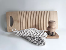 Load image into Gallery viewer, Kitchen Dishcloths & Brush Set