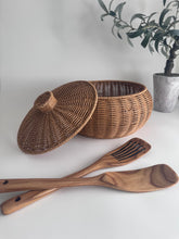 Load image into Gallery viewer, Large Wicker Storage Basket