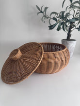 Load image into Gallery viewer, Large Wicker Storage Basket
