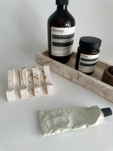 Load image into Gallery viewer, Cecilia Bathroom Collection