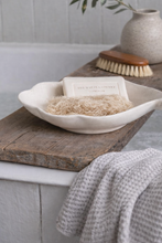 Load image into Gallery viewer, Caprece Ceramic Shell Dispay Bowl