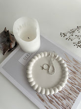 Load image into Gallery viewer, Large Bubble Trinket Tray/Coaster