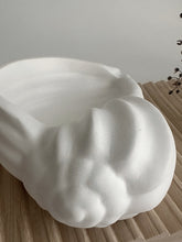 Load image into Gallery viewer, Coral Bay Sea Shell Decorative Dish