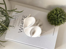 Load image into Gallery viewer, Curve Sculpture