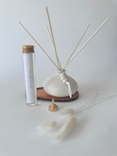 Load image into Gallery viewer, Harmony Diffuser Gift Set