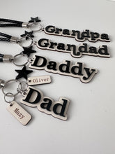 Load image into Gallery viewer, Personalised Dad/Daddy/Grandad/Grandpa Keyrings