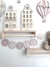 Load image into Gallery viewer, Personalised Wood Name Flower Bunting/Garland