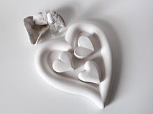 Load image into Gallery viewer, ESSENZA