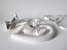 Load image into Gallery viewer, ESSENZA