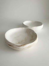 Load image into Gallery viewer, Pebble Dish