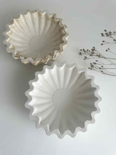 Load image into Gallery viewer, Gabriel Wave Bowl