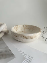 Load image into Gallery viewer, Luna Marbled Bowl