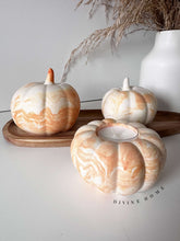 Load image into Gallery viewer, Orange Marbled Pumpkins