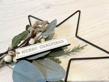 Load image into Gallery viewer, Set Of Four Christmas Tags