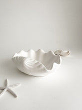 Load image into Gallery viewer, Scallop Ceramic Sea Shell
