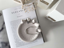 Load image into Gallery viewer, Rocco Ceramic Ring/Jewellery Holder
