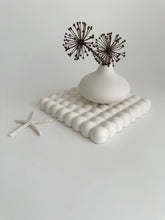 Load image into Gallery viewer, Béatrice Bobble Large Display Tray
