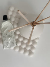 Load image into Gallery viewer, Béatrice Bobble Large Display Tray
