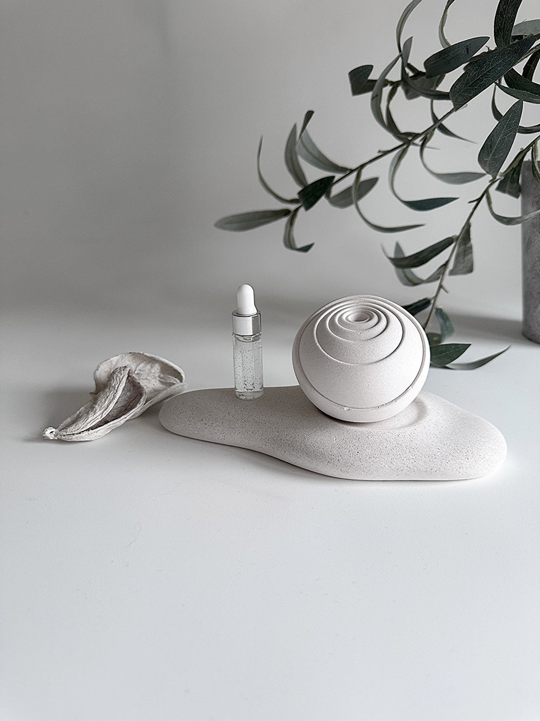 Aura Sphere Passive Diffuser