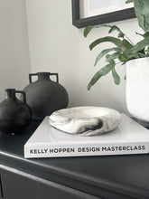 Load image into Gallery viewer, Bianca Marbled Dish/Bowl
