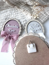 Load image into Gallery viewer, Personalised Scallop Vintage Baby Name Plaque
