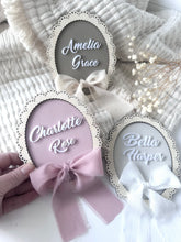 Load image into Gallery viewer, Personalised Scallop Vintage Baby Name Plaque
