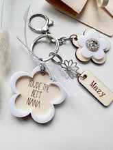 Load image into Gallery viewer, Personalised Flower Keyring
