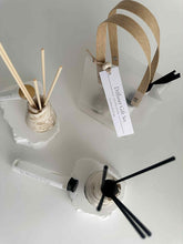 Load image into Gallery viewer, Ceramic Reed Diffuser Set – Sea Minerals &amp; Sage
