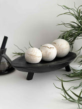 Load image into Gallery viewer, Vienna Marble Effect Ceramic Sphere Set
