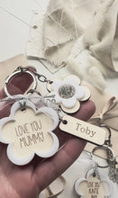 Load and play video in Gallery viewer, Personalised Flower Keyring
